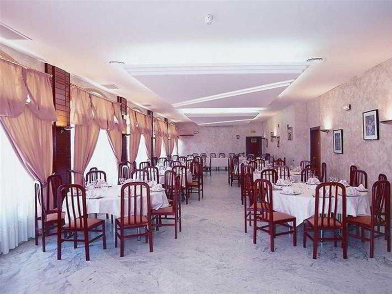 Daurada Park Hotel Cambrils Buitenkant foto